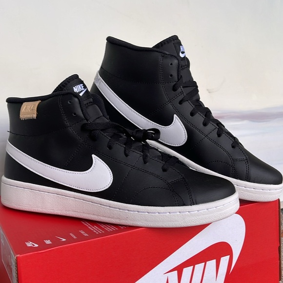 Nike Men’s Court Royale 2 Mid
Black/White Onyx/White
Style CQ9179-001 - Picture 7 of 16